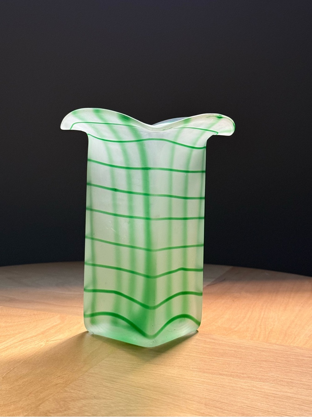 Vintage 7.25" Green Frosted Gingham Pattern Blown Glass Decor Art Vase